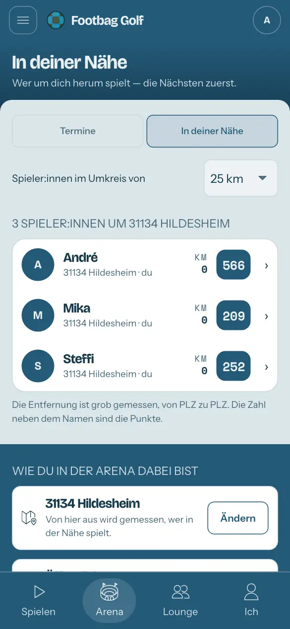 Spieler:innen in der Nähe: Name, Ort und PLZ, die Entfernung.